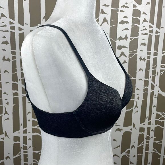 Victoria’s Secret Heathered Charcoal Grey Uplift Semi Demi Convertible Strap Und - Picture 2 of 8